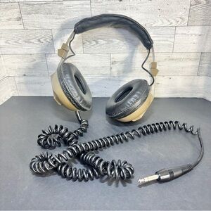 Vintage Realistic NOVA 40 HI FI Stereo Headphones Cat. No. 33-993